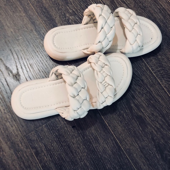 Brand New Chunky Summer Braided Straps Slippers - Picture 3 of 8